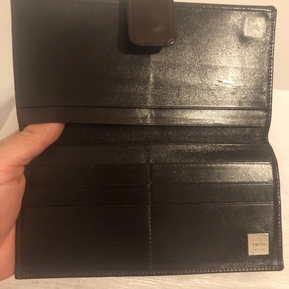 ❌SOLD❌ ✅✅Hot Sale 150$ off PM 🔥🔥 Fendi wallet - Picture 4 of 9